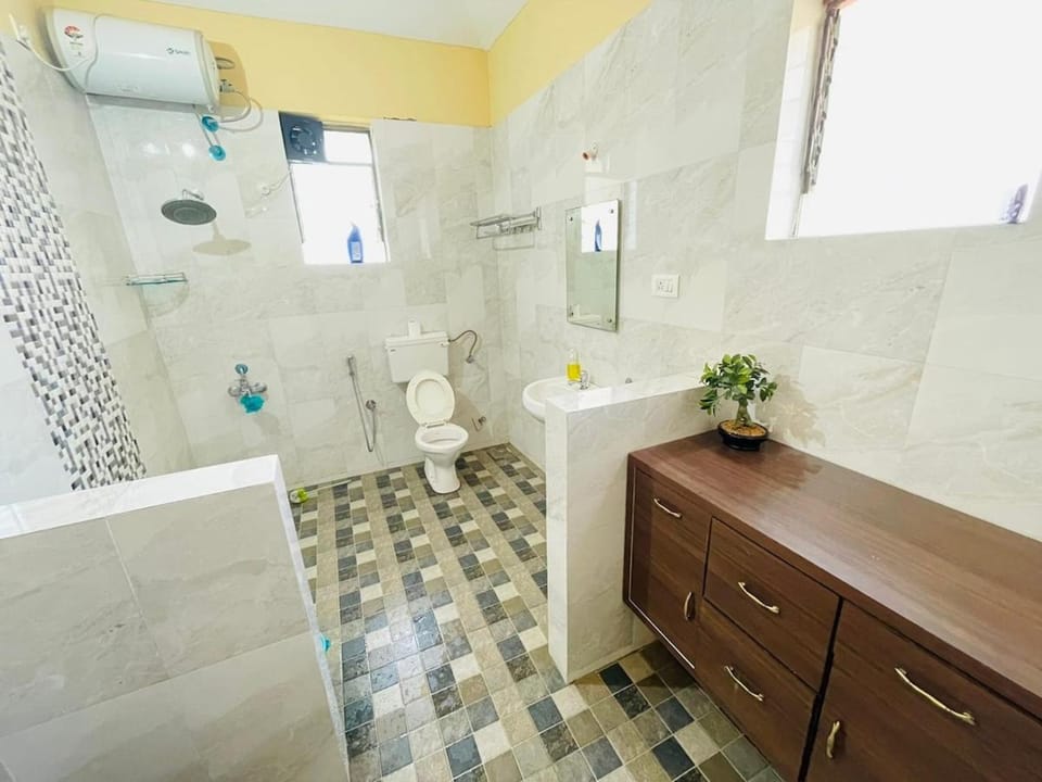 luxury 4BHK Villa Pool wi-fi Villa in Benaulim