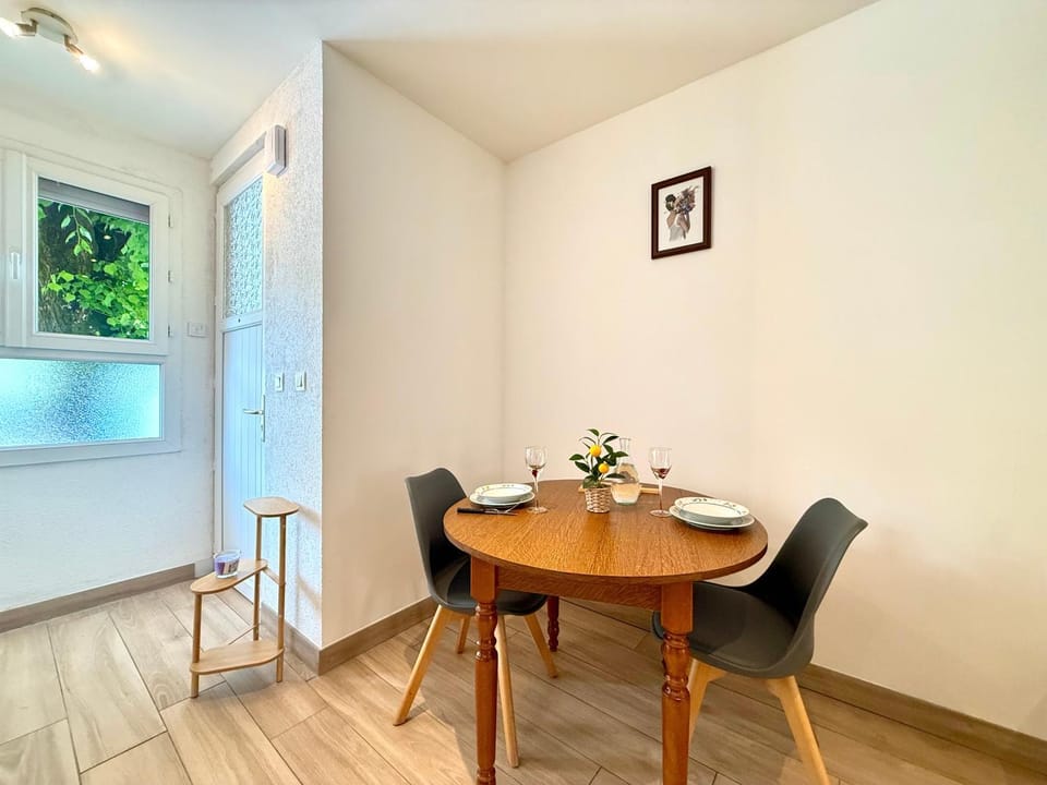 T2 cosy avec balcon - centre à pied Apartment in Aix-les-Bains