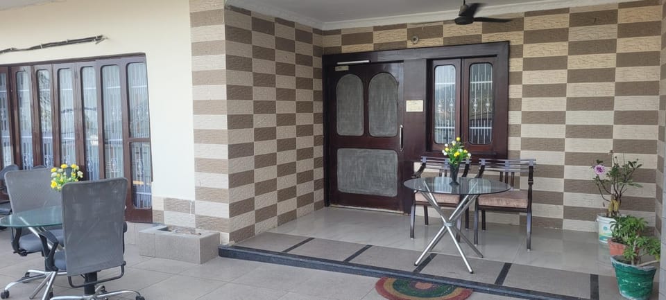 Adarsh villa Bed and Breakfast in Punjab, India
