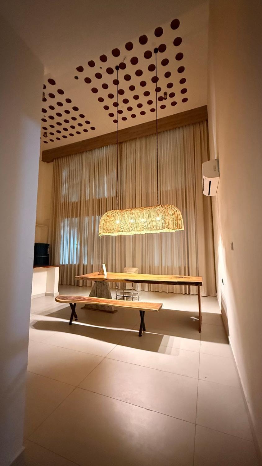 Dining area, kitchen