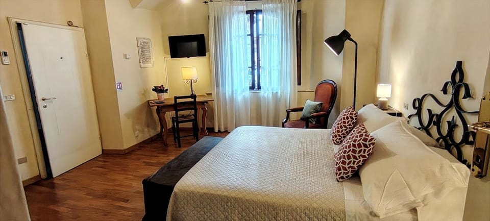 Bathroom, View (from property/room), Bedroom, City view, heating, air conditioner