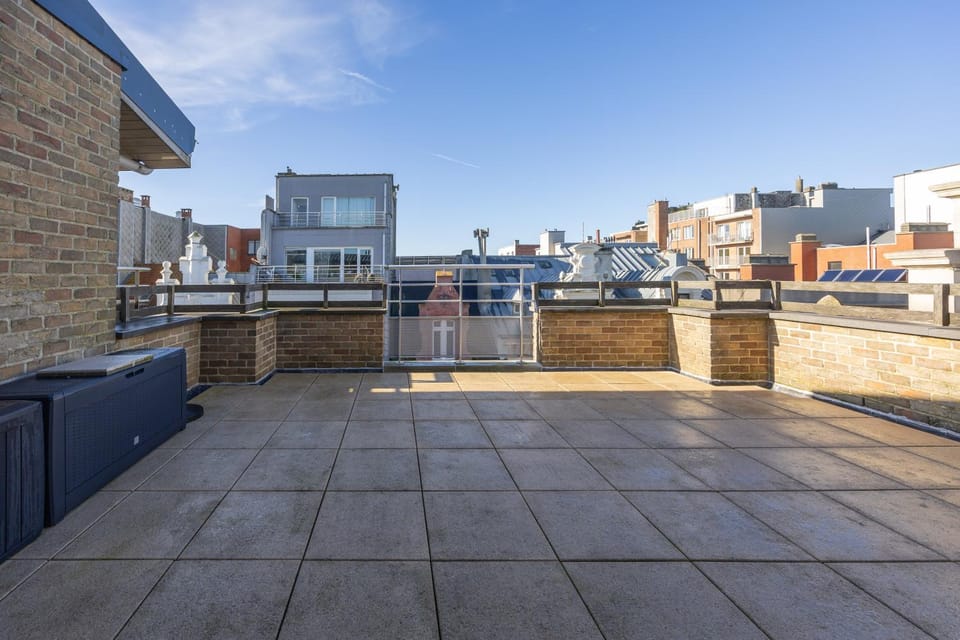 LECOMTE - Arthur Kemmel 64 Apartment in Ostend