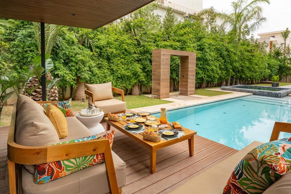 Patio, Garden, Seating area, Garden view, Pool view, Swimming pool, sunbed