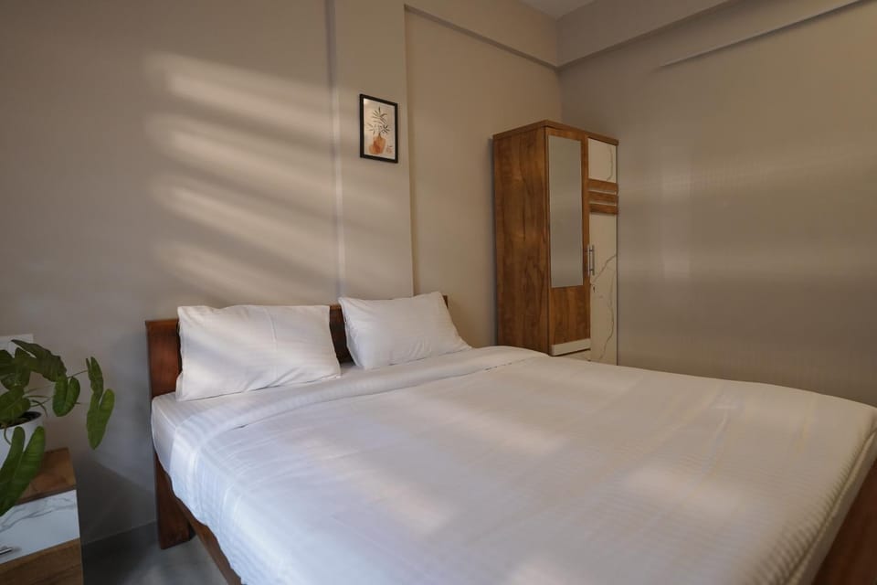 Blue Pearl Residency Hotel in Thiruvananthapuram