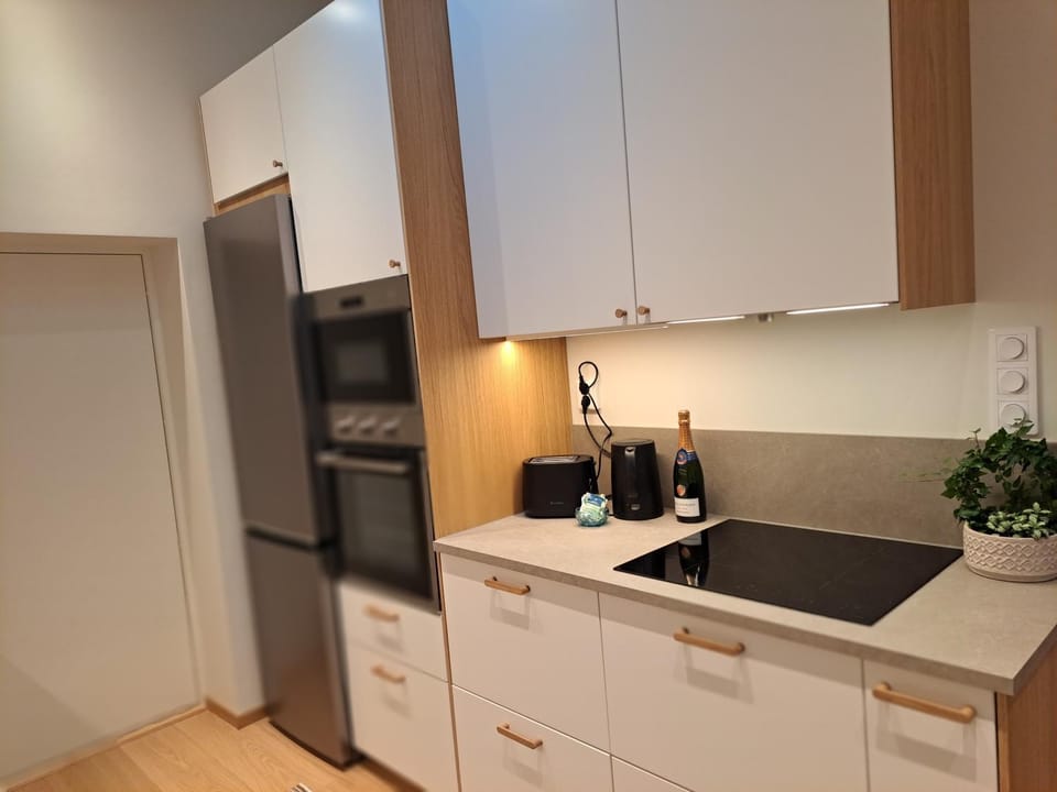 Nyrenoverad lägenhet med gratis parkering Apartment in Gothenburg
