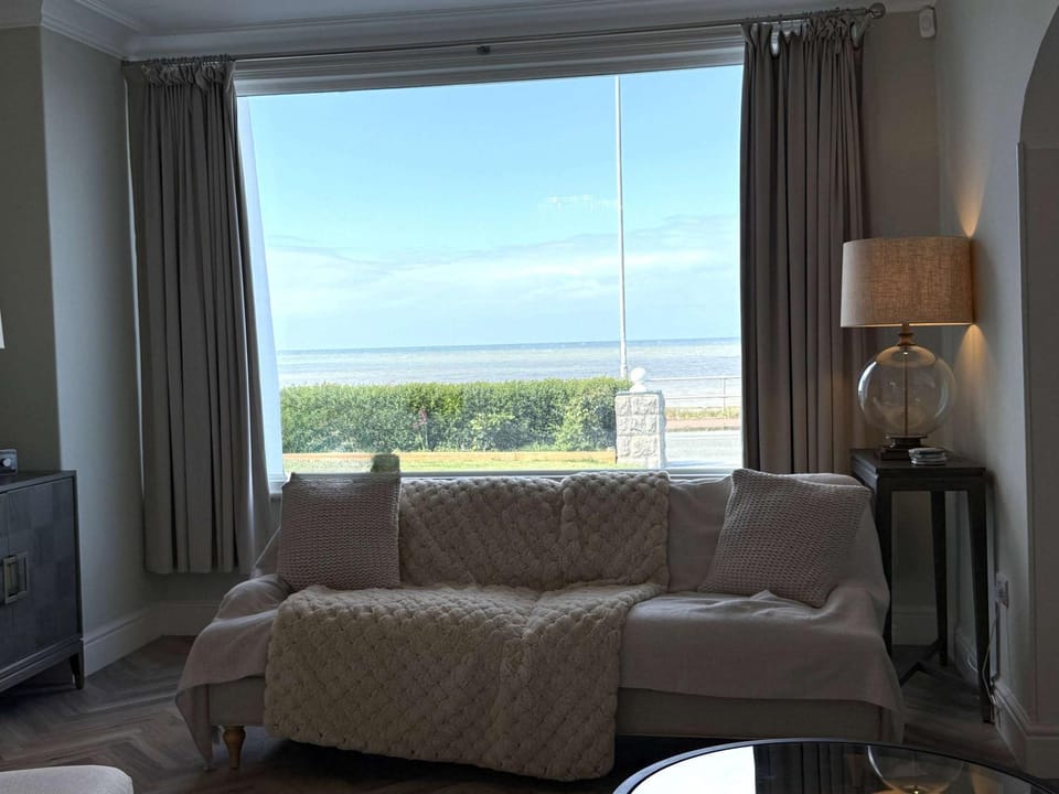 Living room, Seating area, Sea view