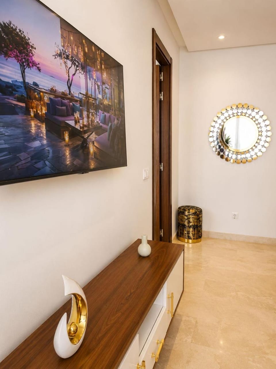 Ocean-style Bourgogne ANFA Extensionn Apartment in Casablanca