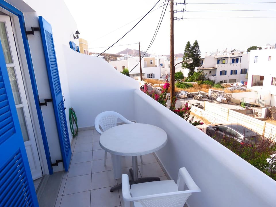 View (from property/room), Balcony/Terrace
