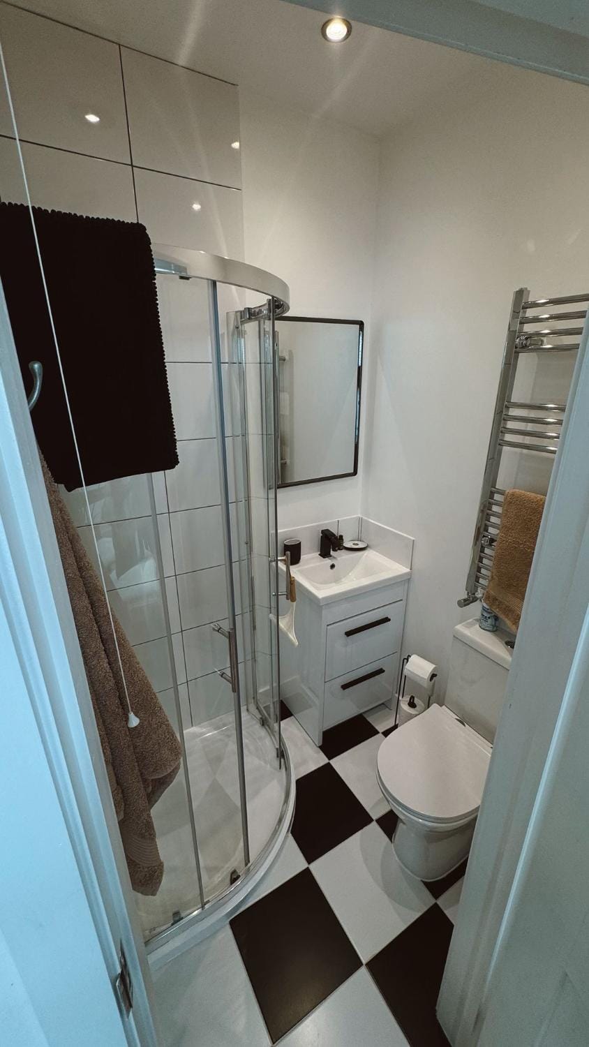 Shower, Bathroom, TV and multimedia, Coffee/tea facilities, Bedroom, internet, towels