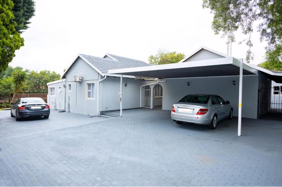 Property building, Parking