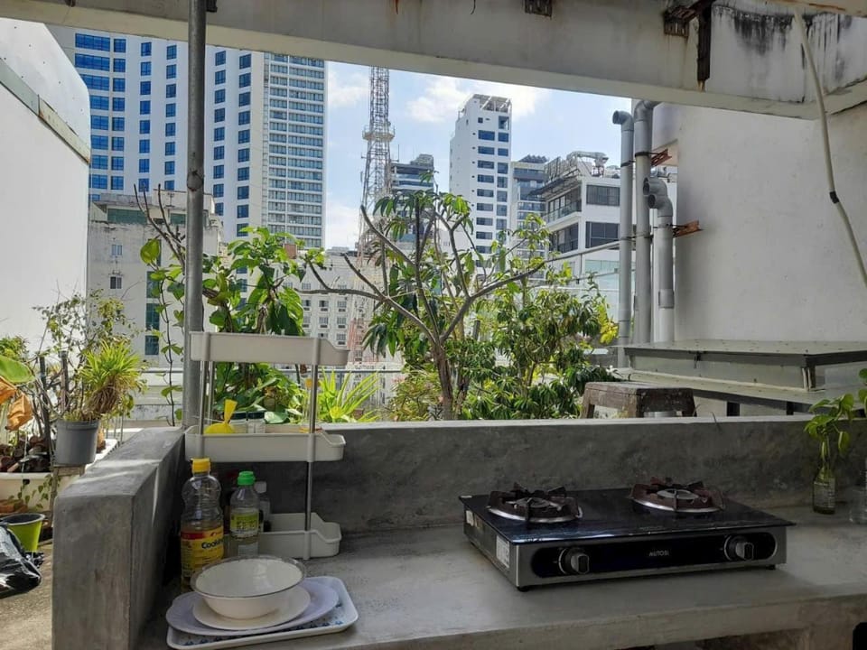 Kitchen or kitchenette