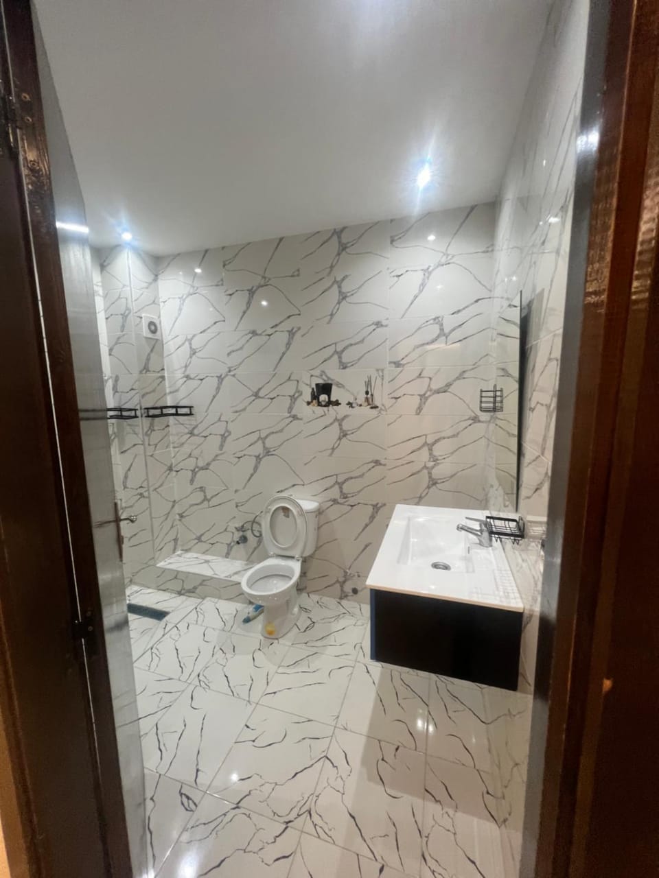 Shower, Toilet, Bathroom