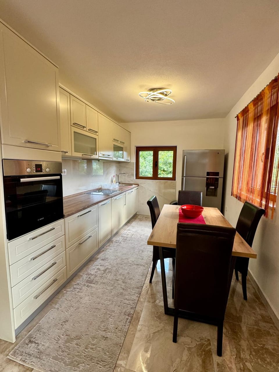 Kitchen or kitchenette, Dining area, dishwasher, oven, stove