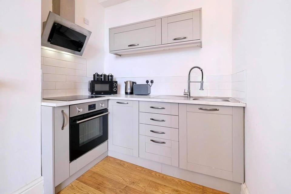Stylish Apartment Near Town Centre Apartment in Gloucester