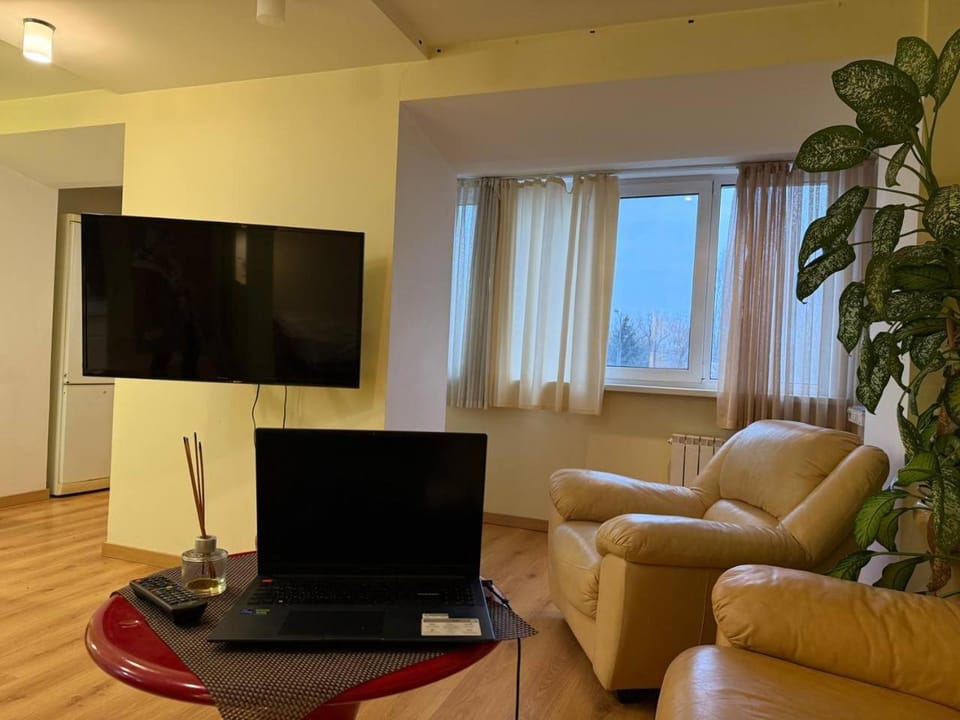 Солнечная Набережная 1 кв Евро Apartment in Dnipro
