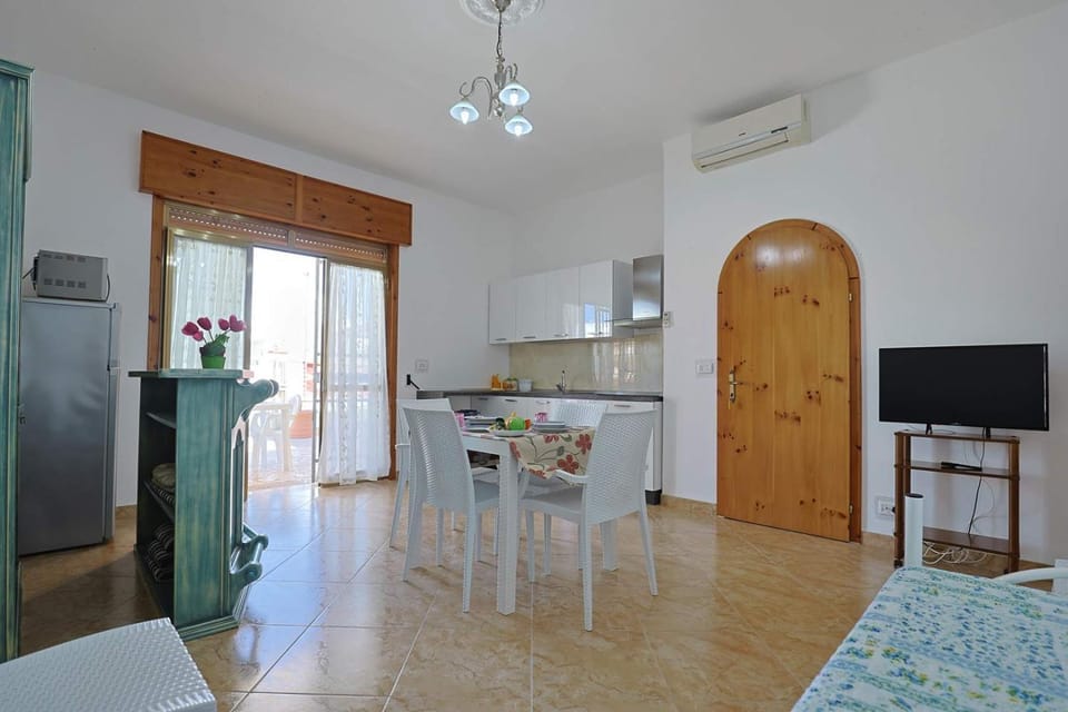 Casa Monsellato 1B SX a soli 120 mt dalla spiaggia Padula Fede di Punta Prosciutto Apartment in Apulia
