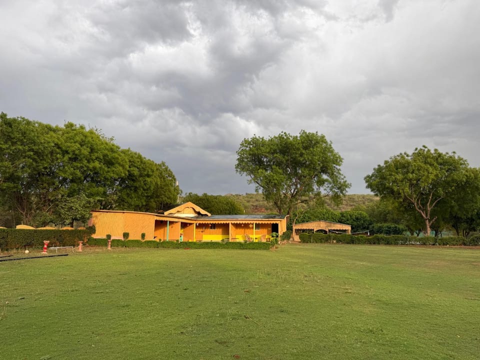 Drona Farms Farm Stay in Gurugram