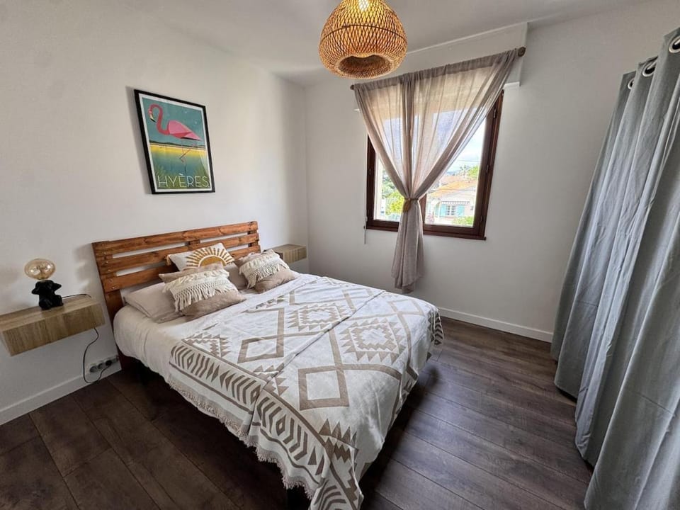 Cosy appartement avec grand balcon, à 15 min des plages Apartment in Toulon