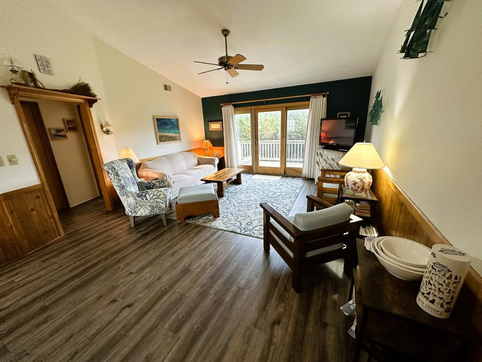 KH4209 - Cape CO'D House in Kitty Hawk