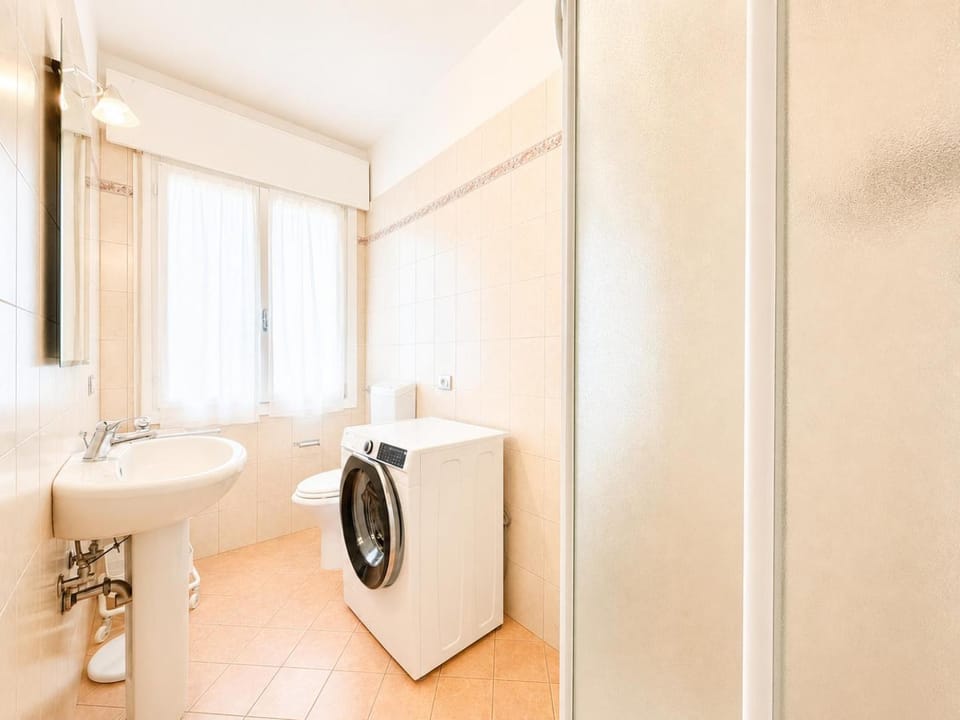 Toilet, Bathroom, bidet, washing machine