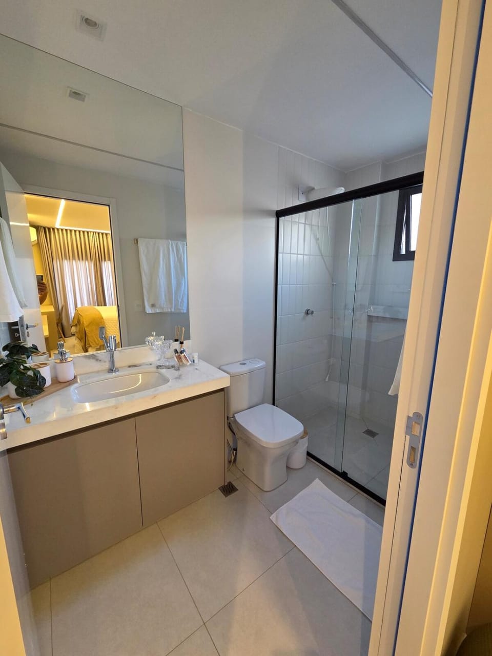 Property in Bueno Rooftop Pool and Hot Tub Apartment in Goiania