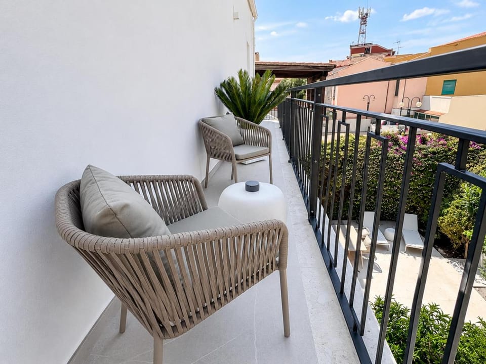 View (from property/room), Balcony/Terrace