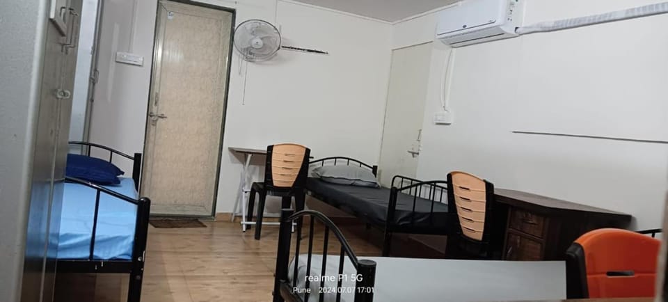 Alpine Hostel Services Hostel in Pune