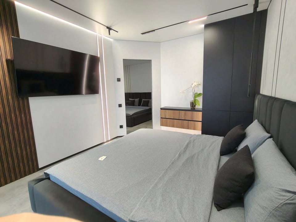 Панорамний люкс у сучасному стилі Apartment in Ukraine