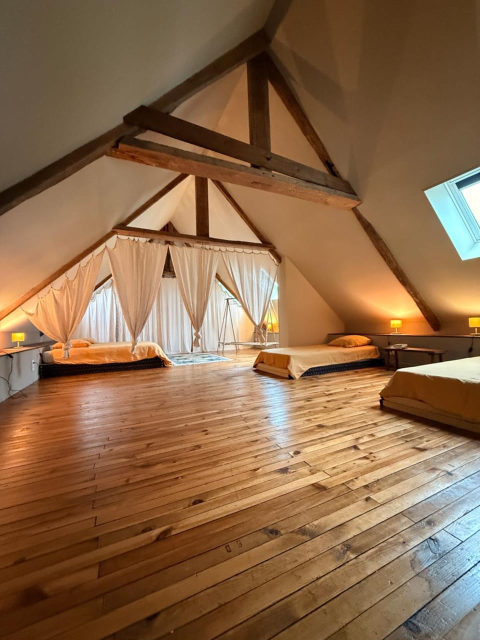 Au Garden Muchi House in Normandy