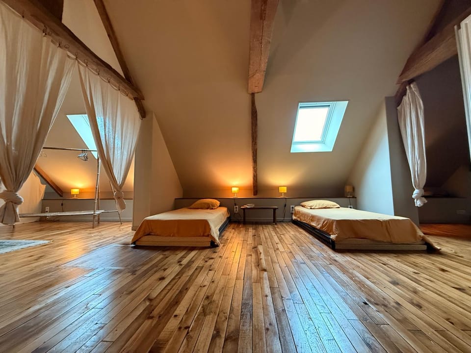 Au Garden Muchi House in Normandy