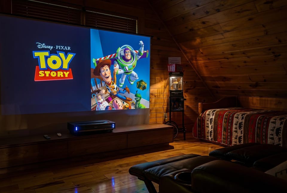 TV and multimedia, Photo of the whole room, Seating area, Entertainment