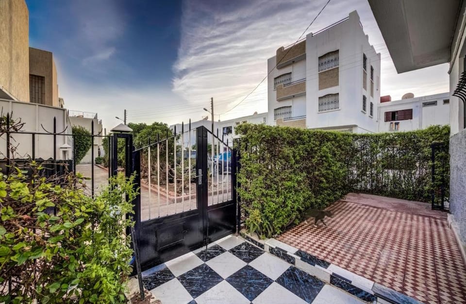Spacious Private Garden family 7 min Corniche Apartment in Agadir