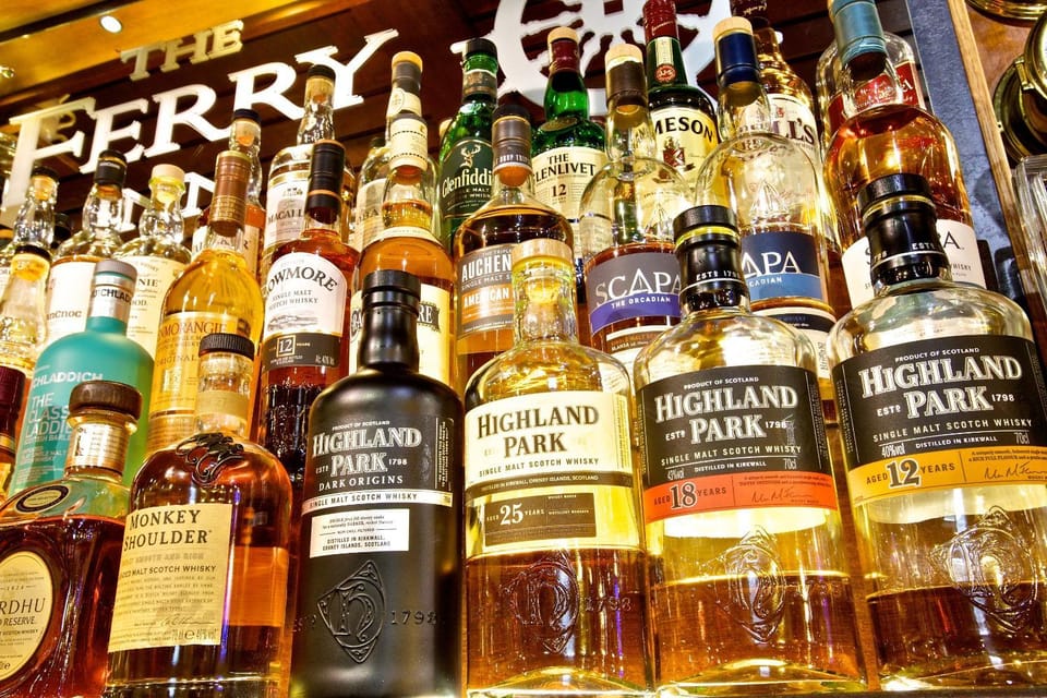 Property logo or sign, Decorative detail, Drinks, Alcoholic drinks, Non alcoholic drinks