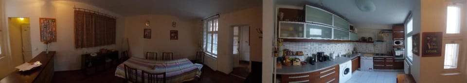 Dining area, kitchen