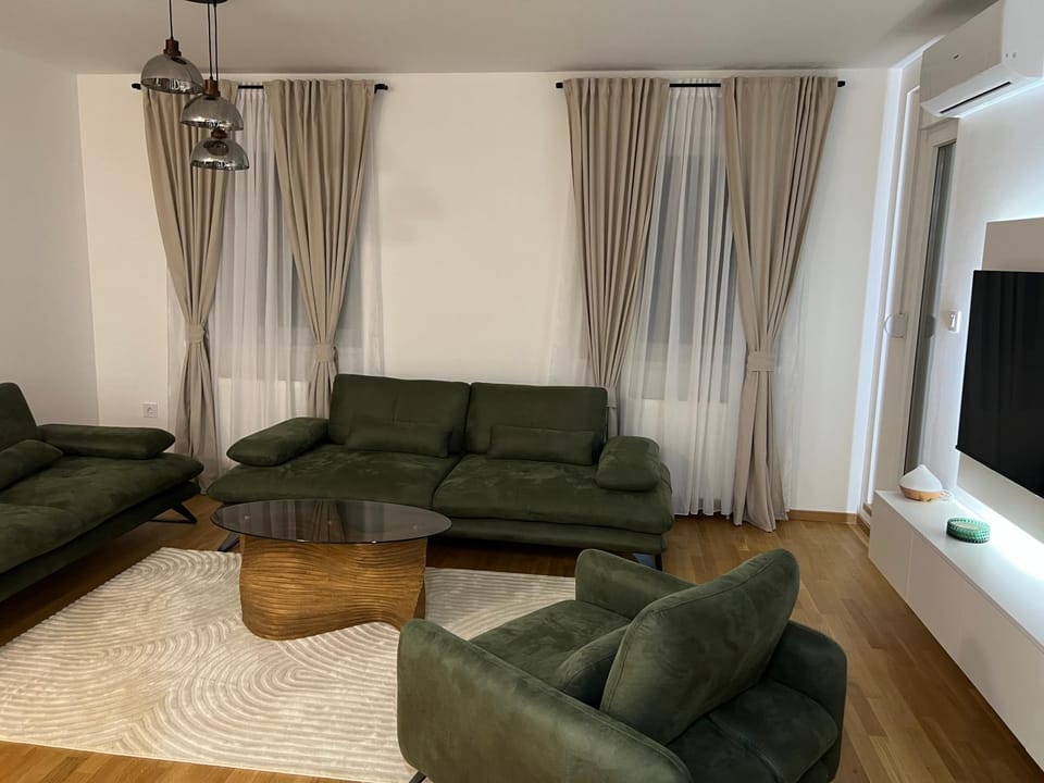 Night, Living room