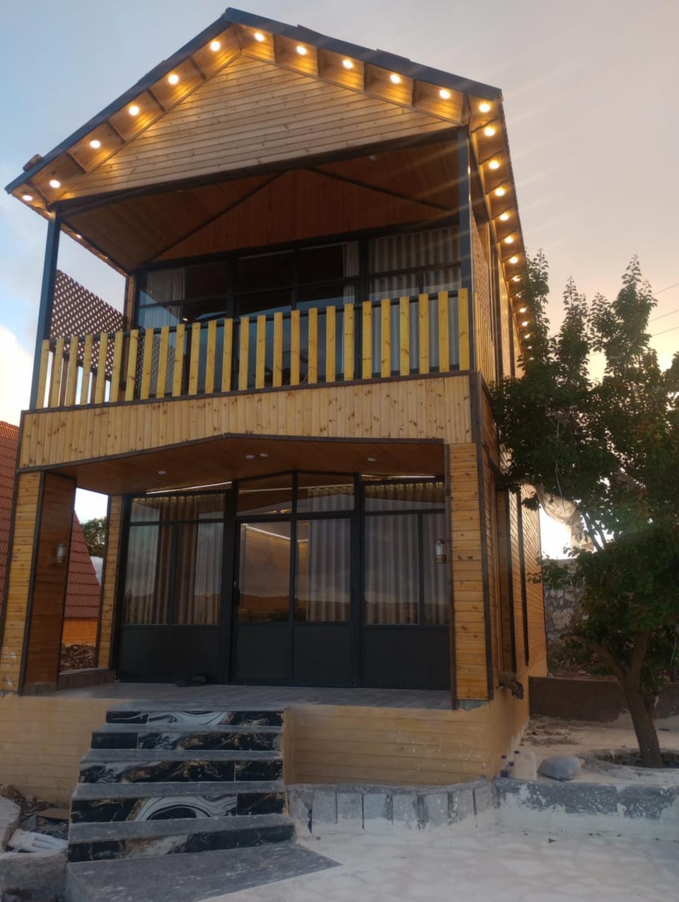 اكواخ السوسنة السوداء Nature lodge in Africa