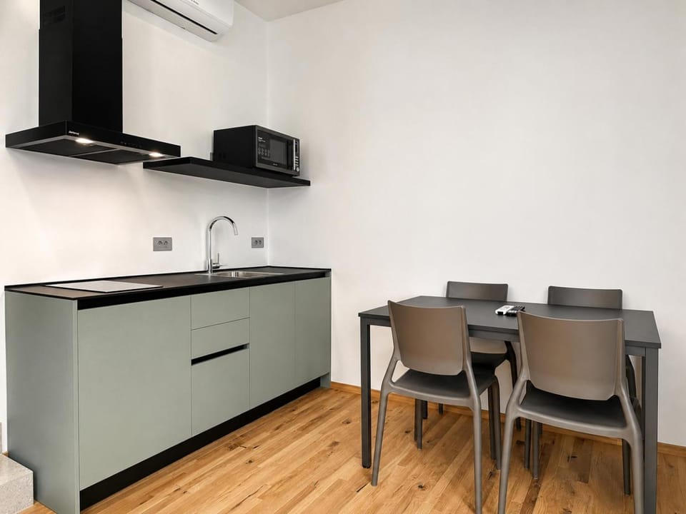 Kitchen or kitchenette, Living room, Dining area