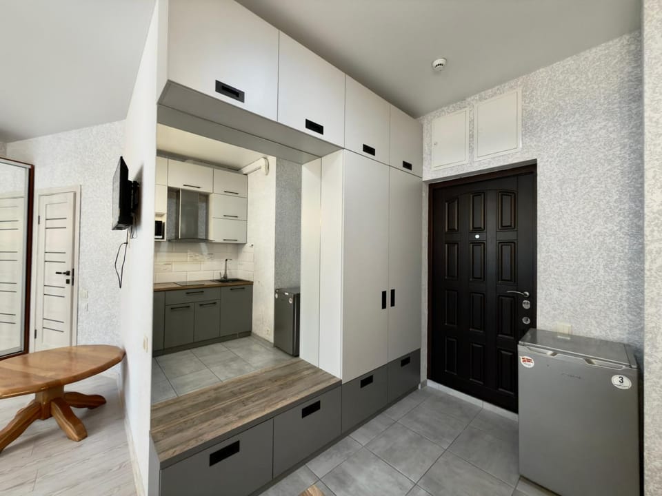 Kitchen or kitchenette, pet friendly, wardrobe