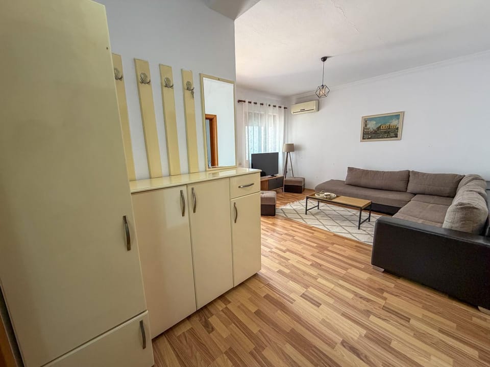 FLOREA House House in Montenegro