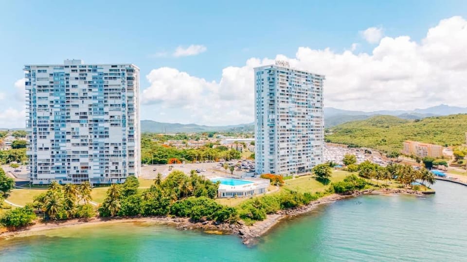 Luce di Mare - Oceanfront Haven Apartment in Fajardo
