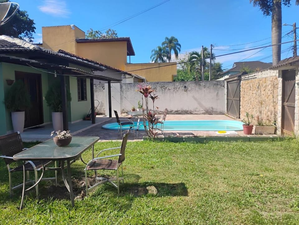 Tranquility in Guaratiba House in Rio de Janeiro