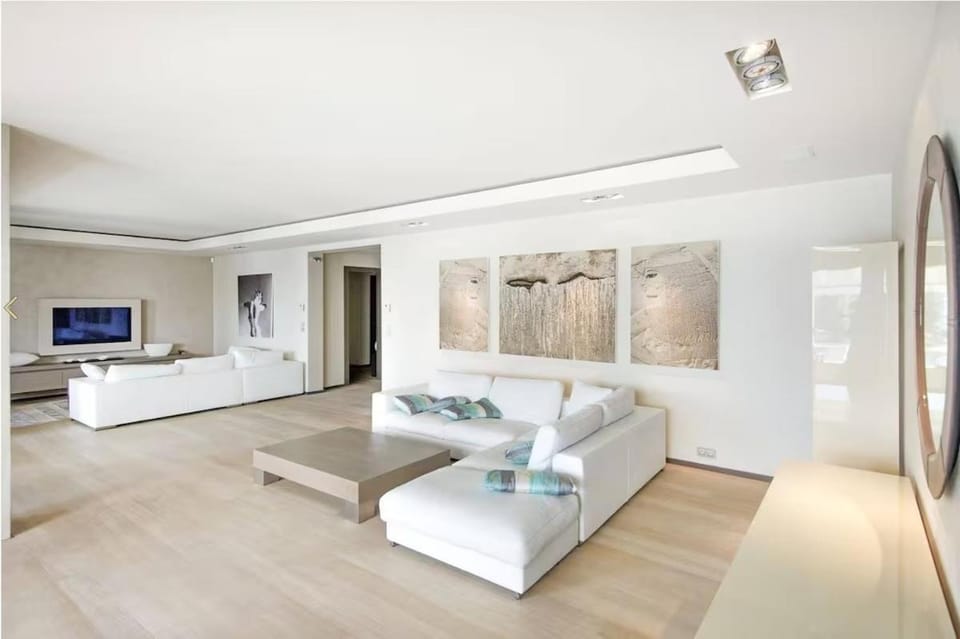 Penthouse Cap 2 minutes beach Villa in Cap-d'Ail