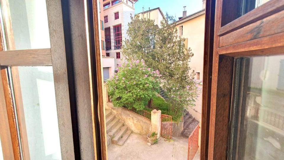 Inner courtyard view