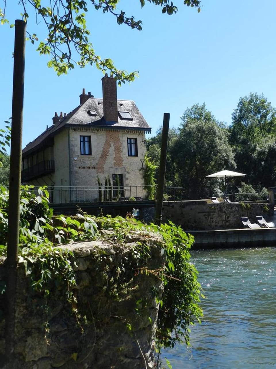 Garden view, River view