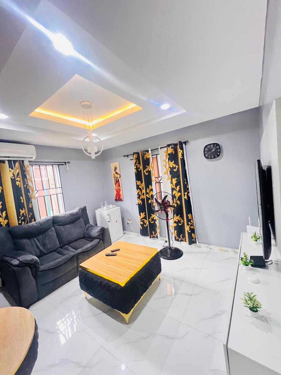 Oyejoke Guest house Apartment in Lagos