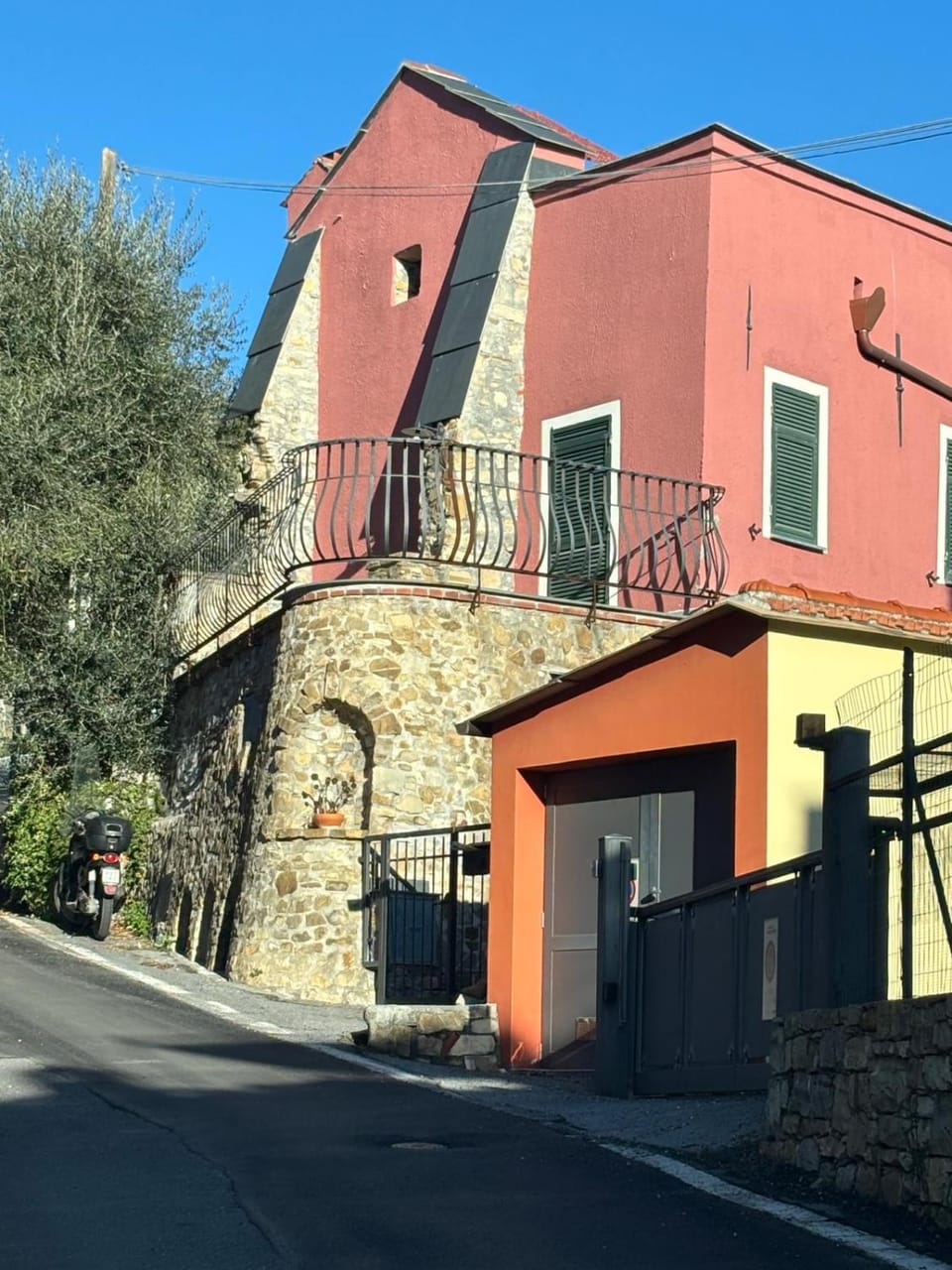 Property building, Street view
