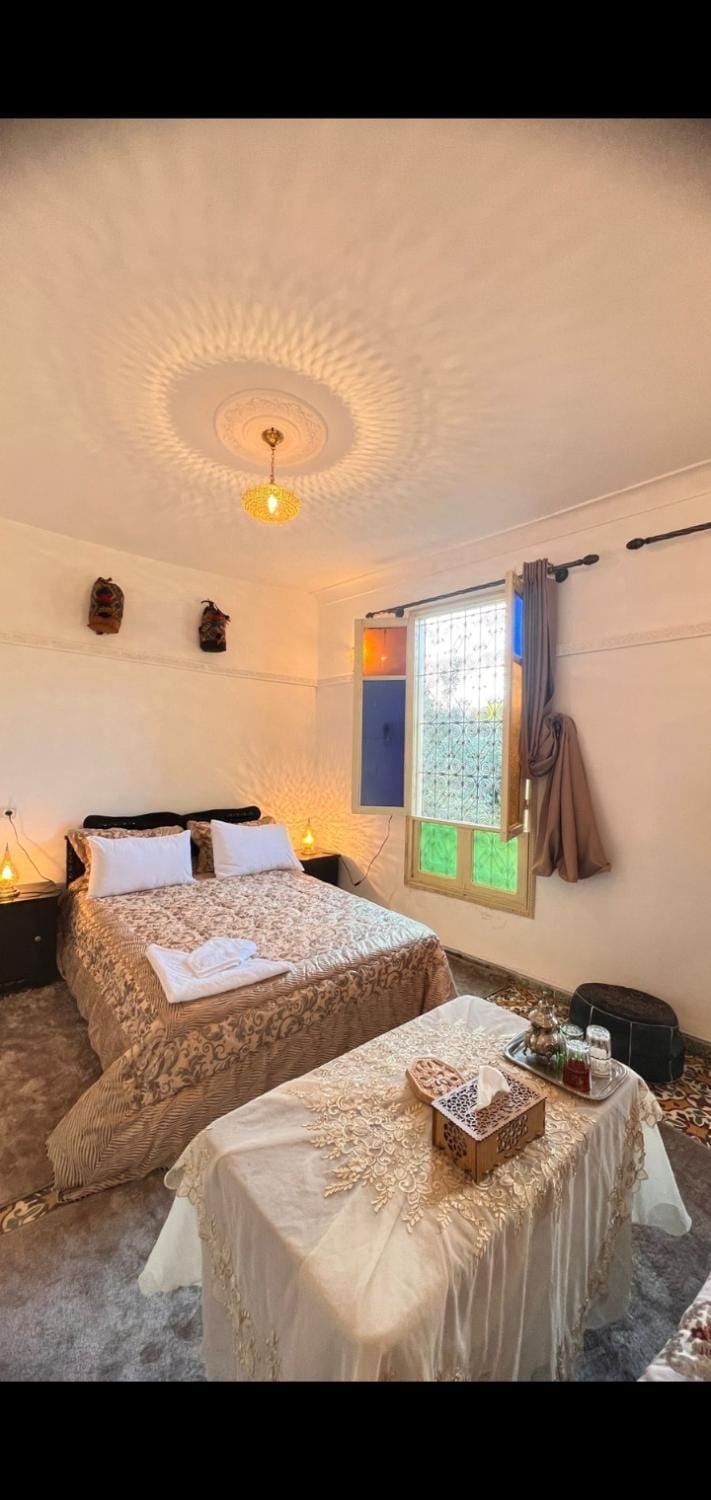 chez radia Bed and Breakfast in Fes