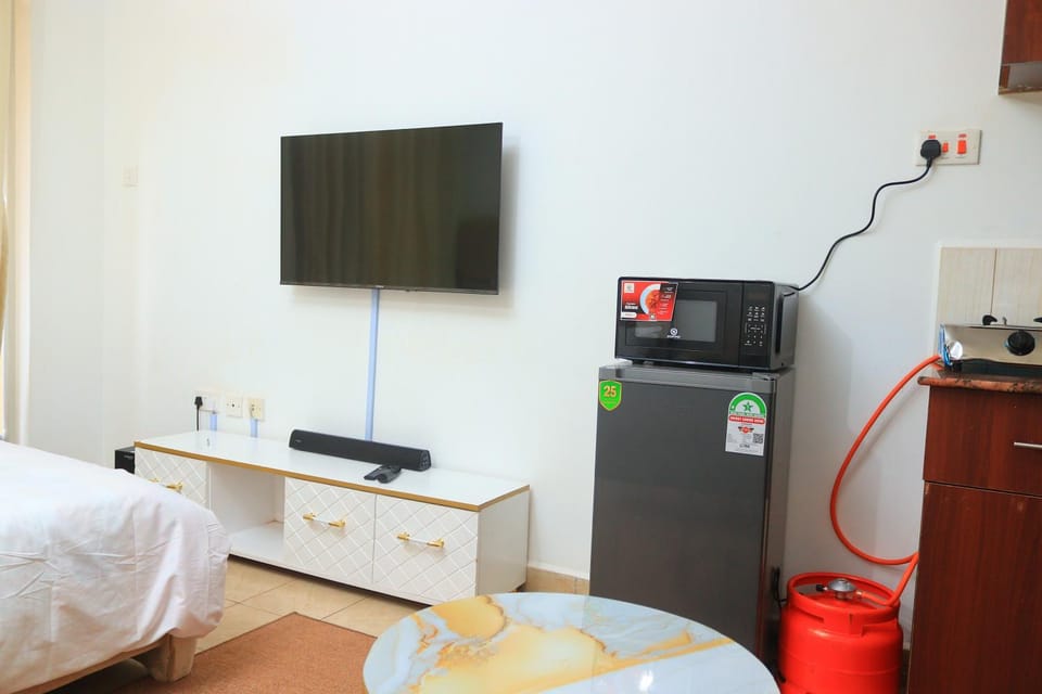 TV and multimedia, Kitchen or kitchenette