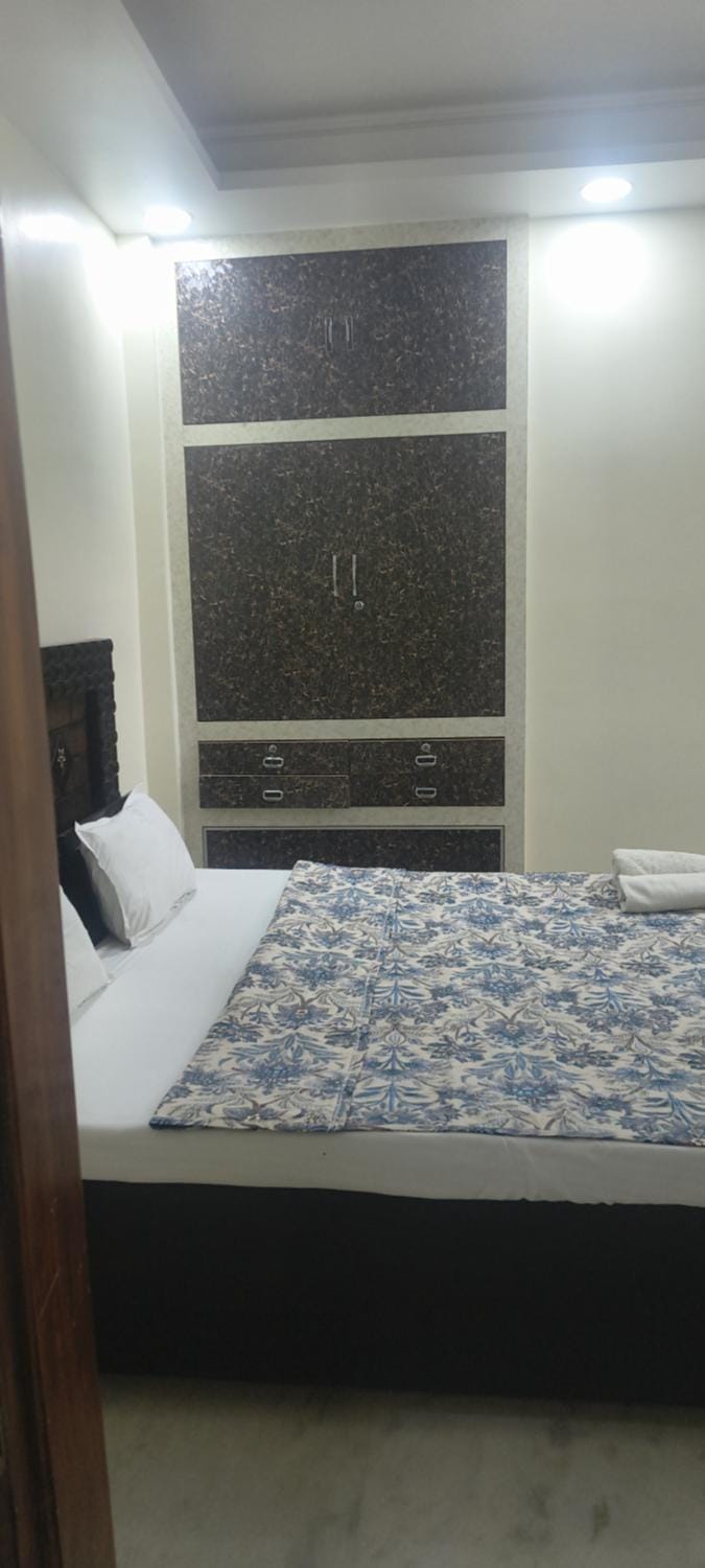 Hotel RD Palace Apartment in Noida