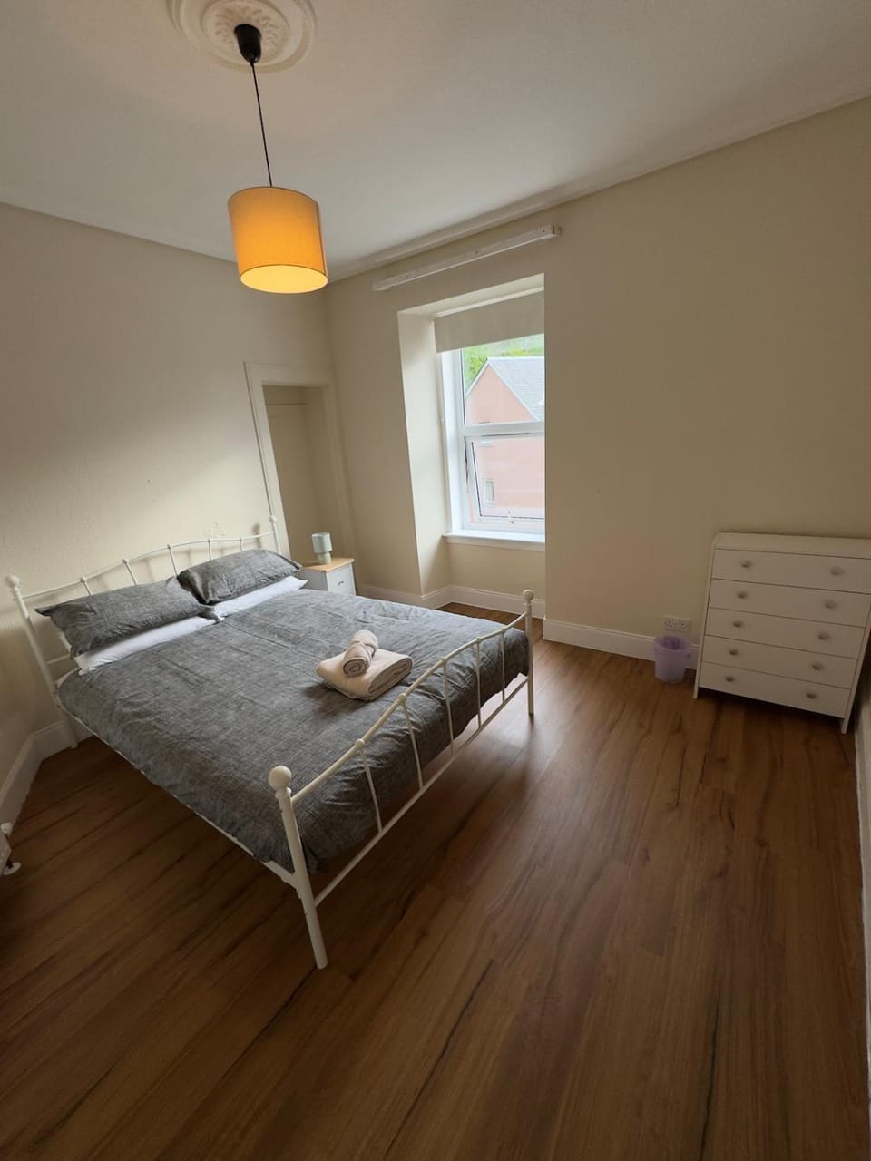 Cosy King Bed Apartment In Central Inverness Apartment in Inverness